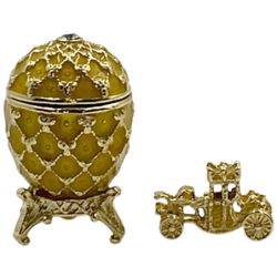 Oeuf de Fabergé surprise