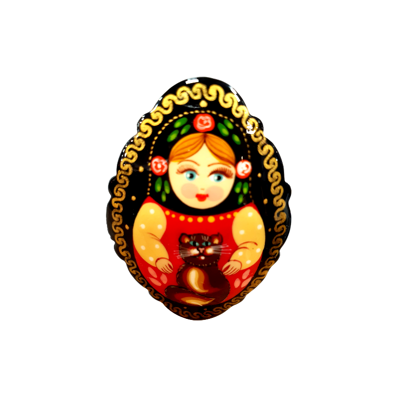 Broche en bois " Poupée russe-Matriochka".