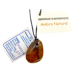 PENDENTIF EN AMBRE