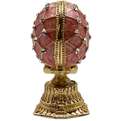 Œuf de Fabergé avec l'église.