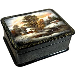 Boite laquée  "Paysage d'hiver".