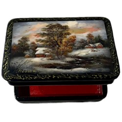 Boite laquée  "Paysage d'hiver".