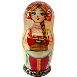 Poupées traditionnelles russes "Fille russe  avec brioche "- 5 pièces.