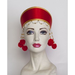 COSTUME TRADITIONNEL RUSSE . Coiffe russe - Kokochnik.