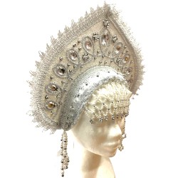 Coiffe russe Kokochnik "Angelina".